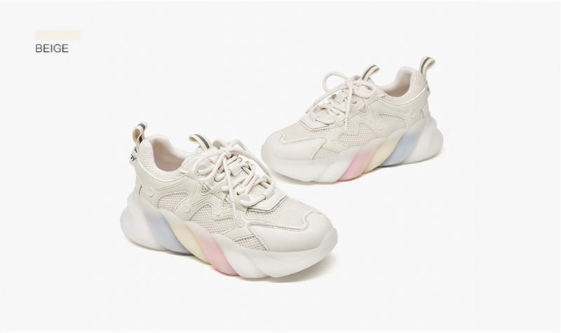 Drömmande Flerfärgade Sneakers För Kvinnor - Beige