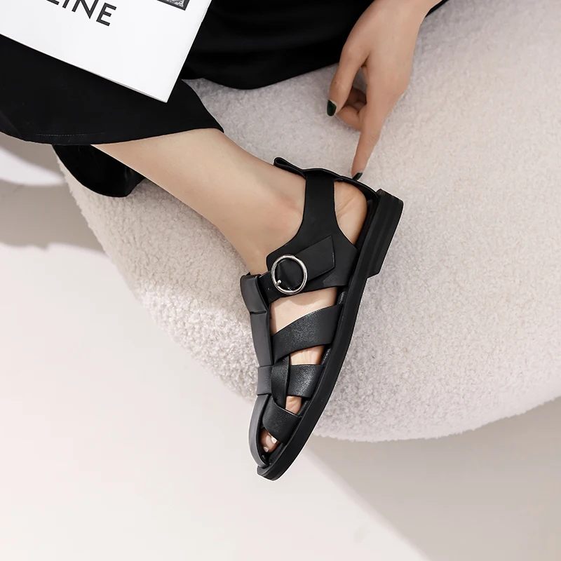 Elisa Platt Sandal För Kvinnor - Svart