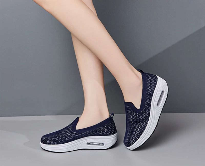 Elmira Slip-on Plattformsskor För Kvinnor - Svart