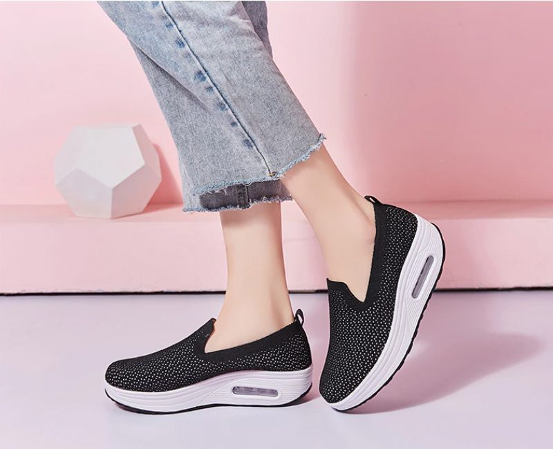 Elmira Slip-on Plattformsskor För Kvinnor - Svart