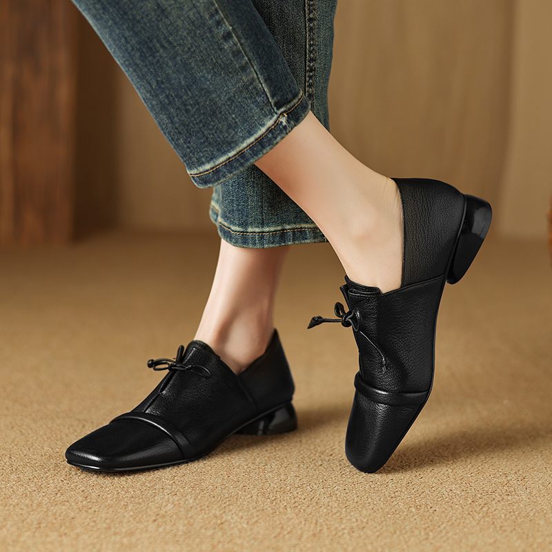 Elsi Kvinnor Leather Square Toe Loafers - Svart