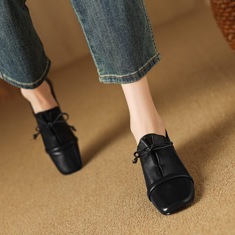 Elsi Kvinnor Leather Square Toe Loafers - Svart