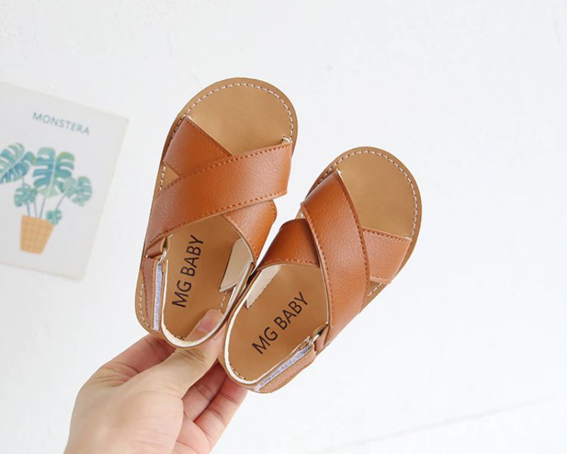 Enola Casual Flicksandaler - Brun