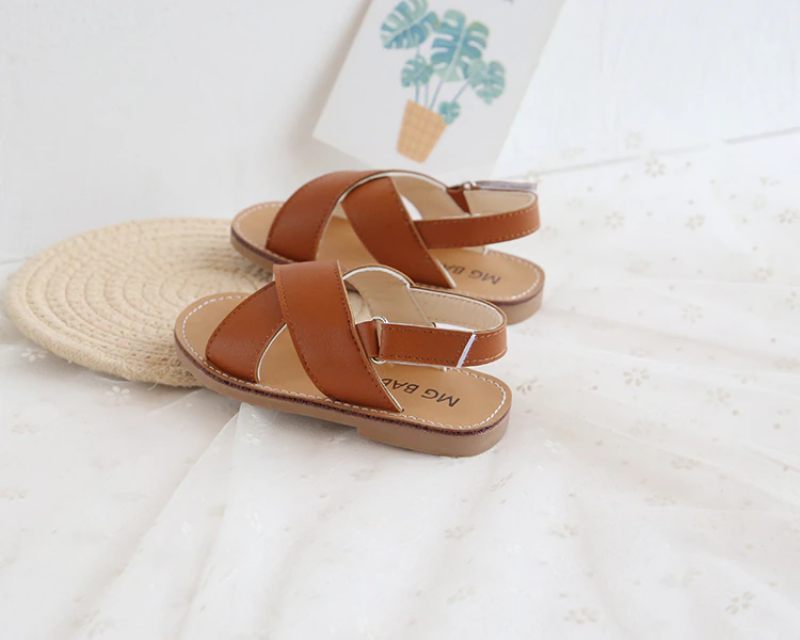 Enola Casual Flicksandaler - Brun