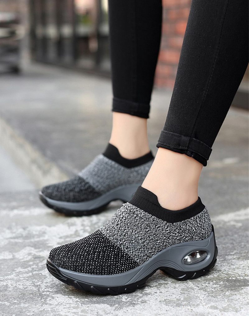Eventuellt Grå Sneaker För Kvinnor - Grå