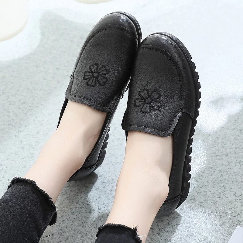 Fabiana Damer Rund Toe Leather Loafer Skor - Svart