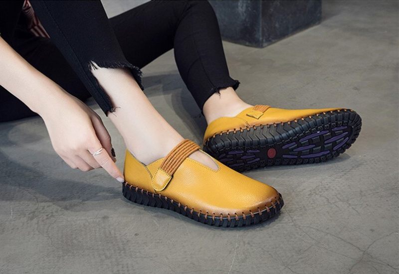 Felipa Platta Läder Loaferskor För Kvinnor - Gul