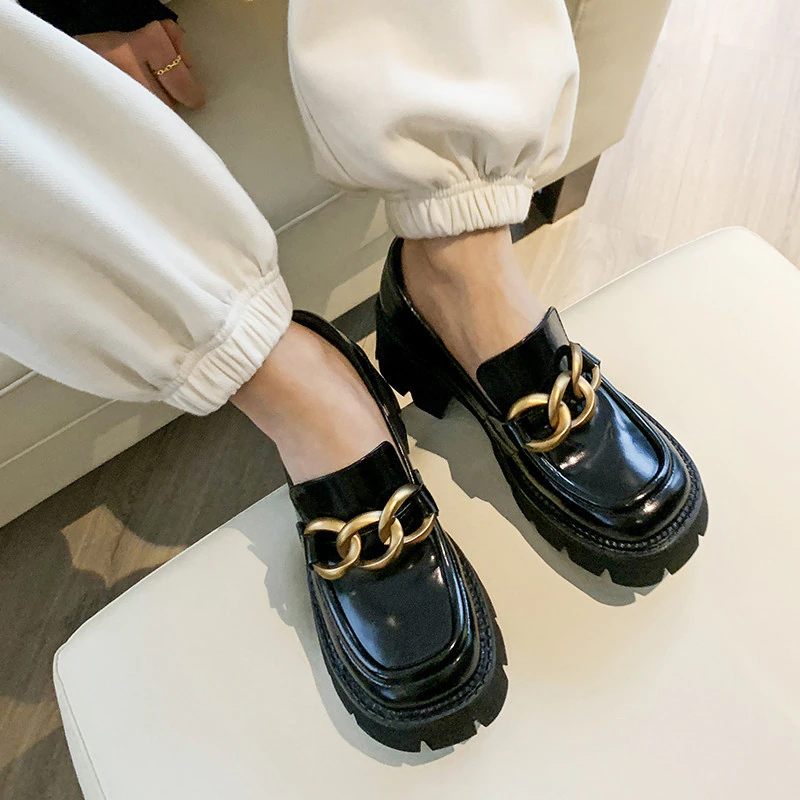 Fernanda Round Toe Platform Oxford Svarta Skor - Svart