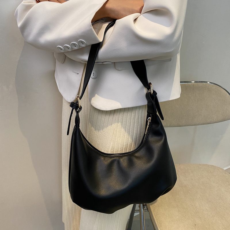 Fortuna Crossbody-handväska I Läder För Kvinnor - Svart