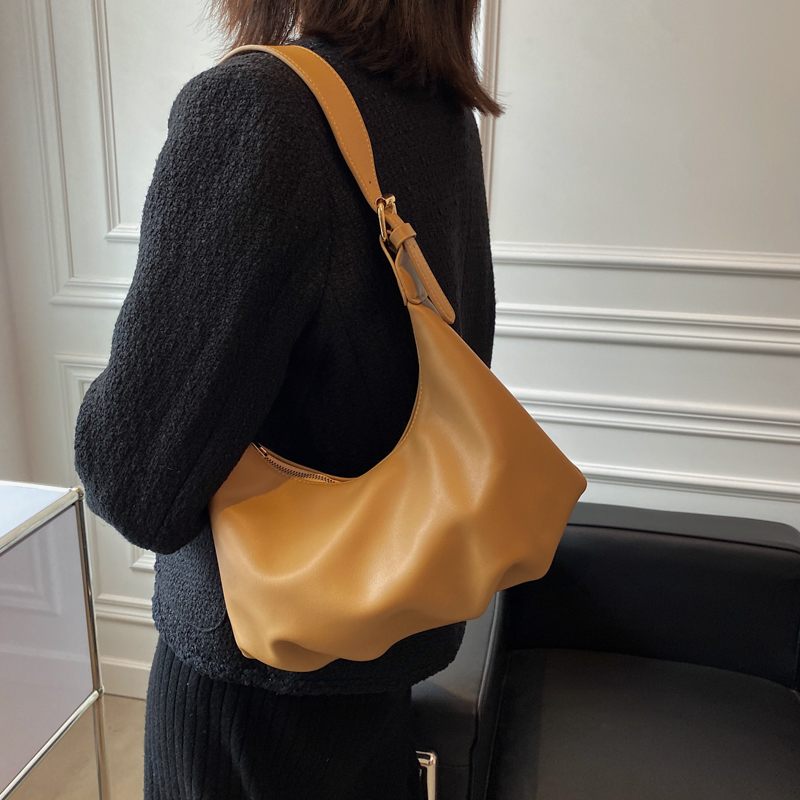Fortuna Crossbody-handväska I Läder För Kvinnor - Svart