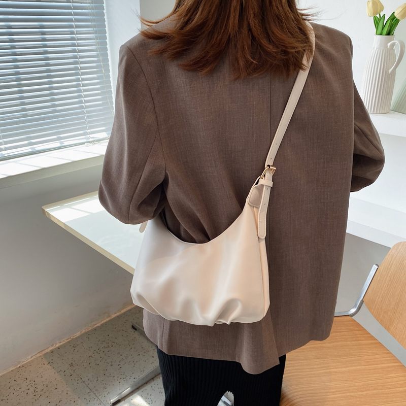 Fortuna Crossbody-handväska I Läder För Kvinnor - Svart