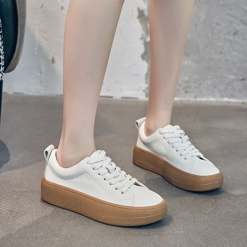 Franco Casual Sneaker I Läder För Kvinnor Med Snören - Beige