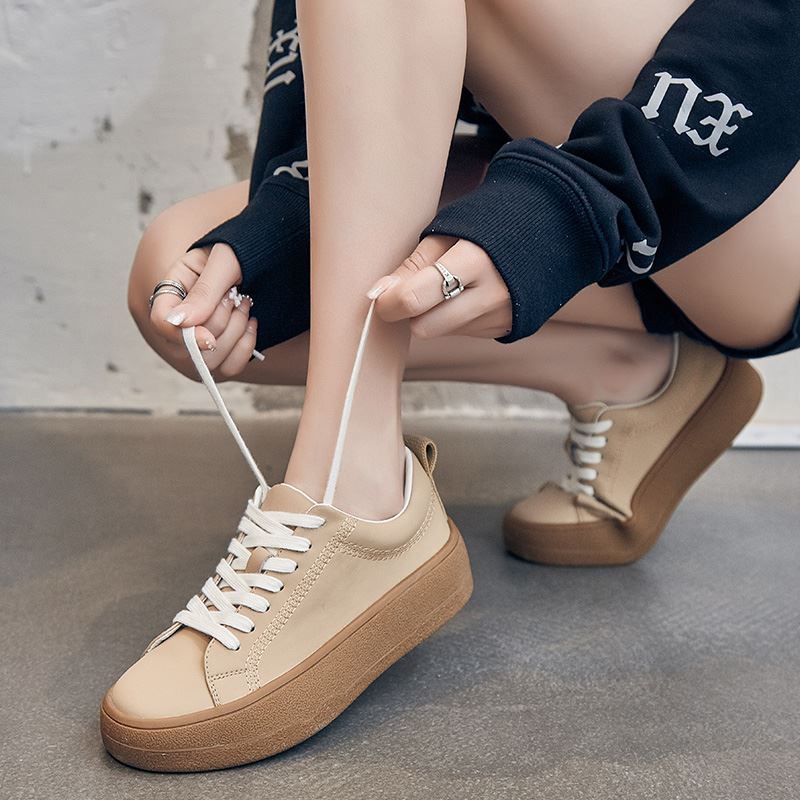 Franco Casual Sneaker I Läder För Kvinnor Med Snören - Beige