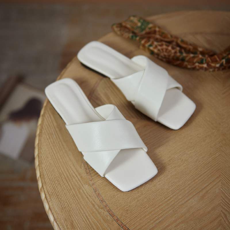 Gal Dam Läder Platt Svart Sandal - Svart