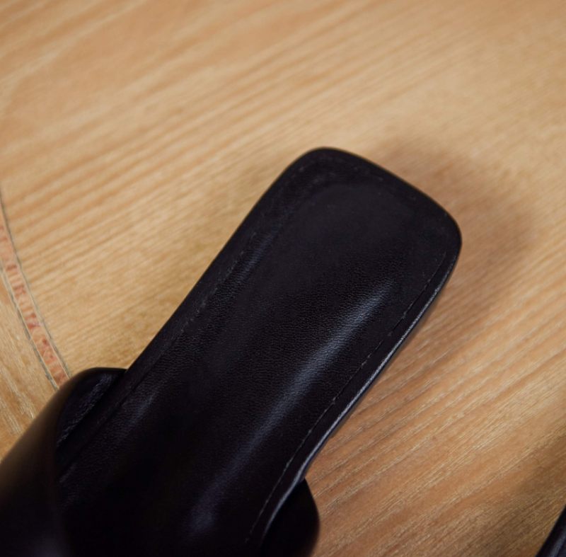 Gal Platt Sandal I Läder För Kvinnor - Vit