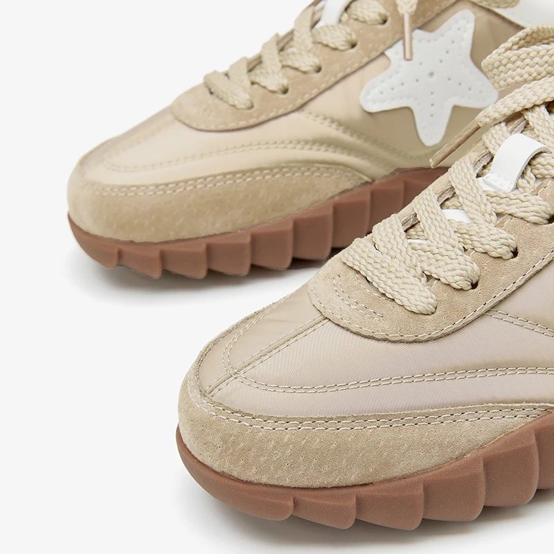 Gerda Sneaker Med Snörning För Kvinnor - Svart