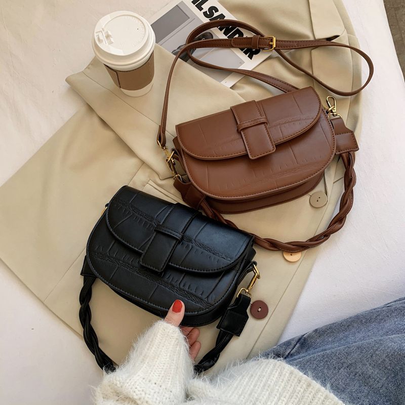 Gillen Small Crossbody-handväska I Läder För Kvinnor - Svart