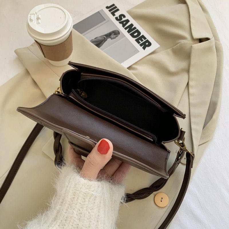 Gillen Small Crossbody-handväska I Läder För Kvinnor - Svart