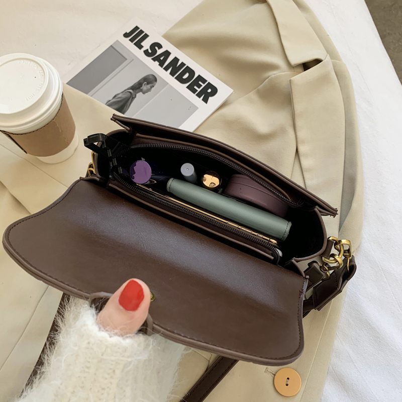 Gillen Small Crossbody-handväska I Läder För Kvinnor - Svart