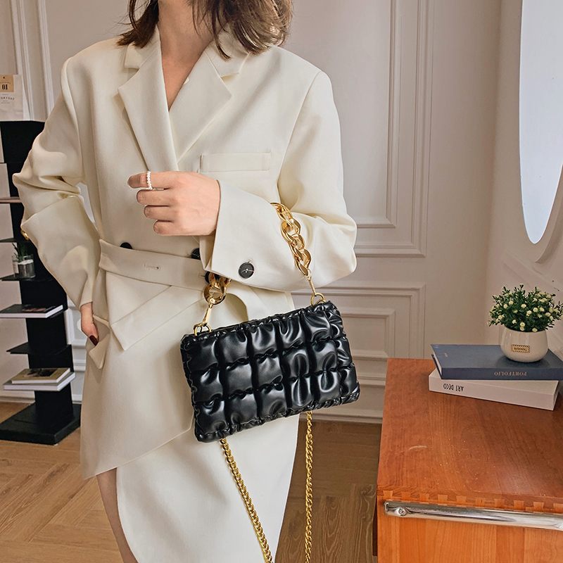 Glamour Small Crossbody-handväska I Läder För Kvinnor - Svart