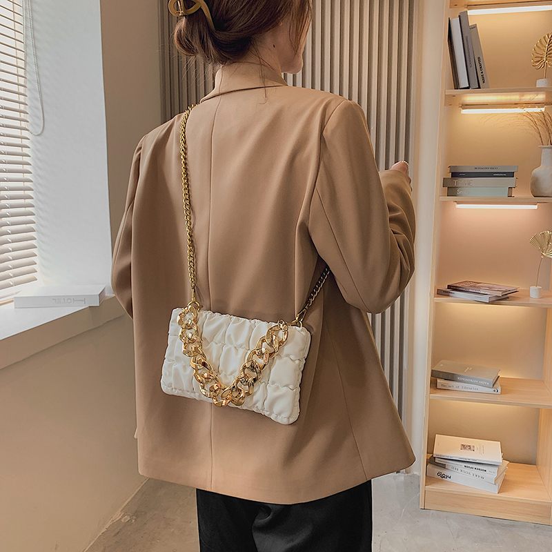 Glamour Small Crossbody-handväska I Läder För Kvinnor - Svart