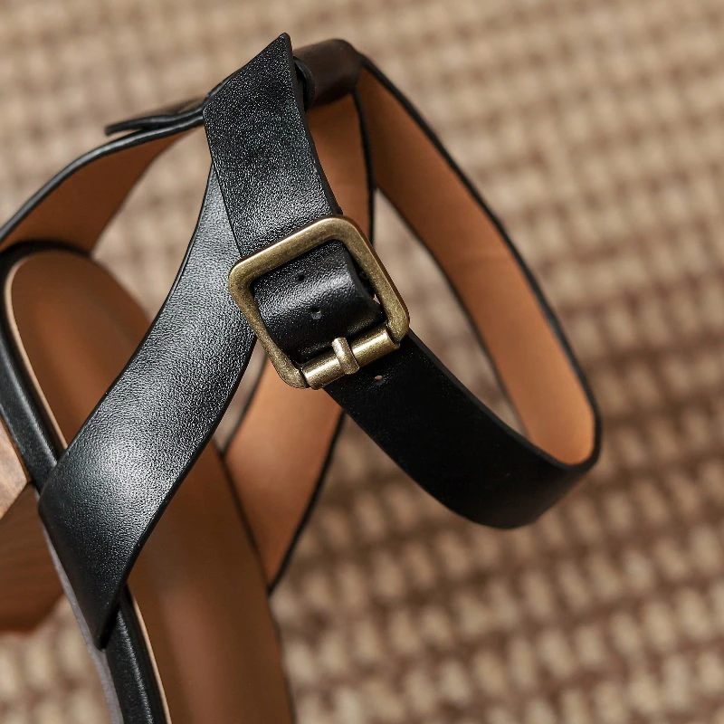 Guadalupe Sandal Med Hög Fyrkantig Klack För Kvinnor - Brun
