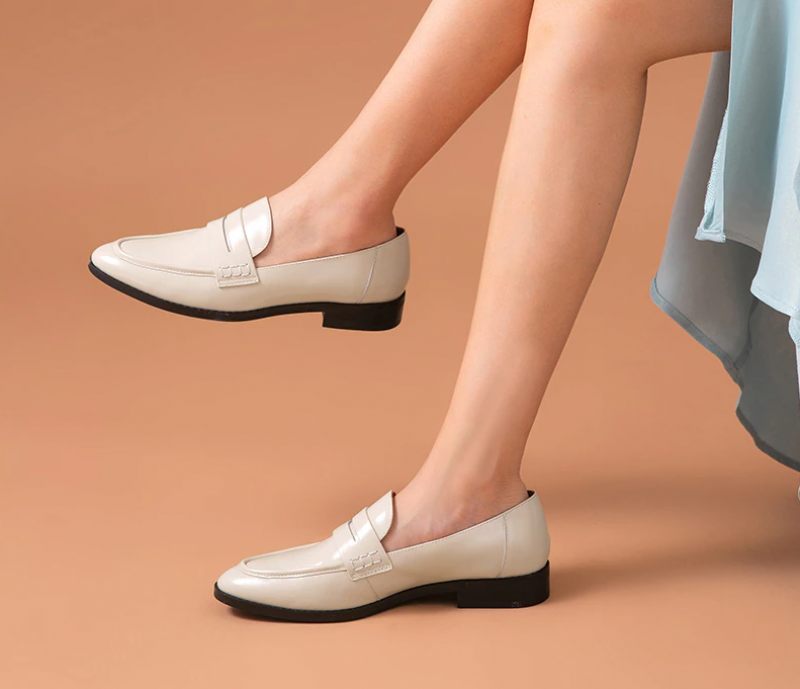 Hospina Penny Leather Loafer Skor För Kvinnor - Beige