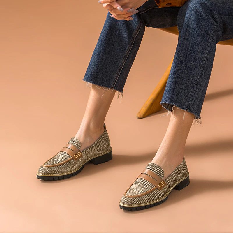 Kaley Platt Läder Loaferskor För Kvinnor - Brun