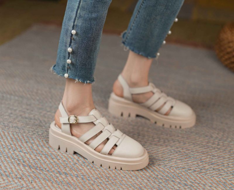 Kity Lädersandal Med Rund Tå För Kvinnor - Beige