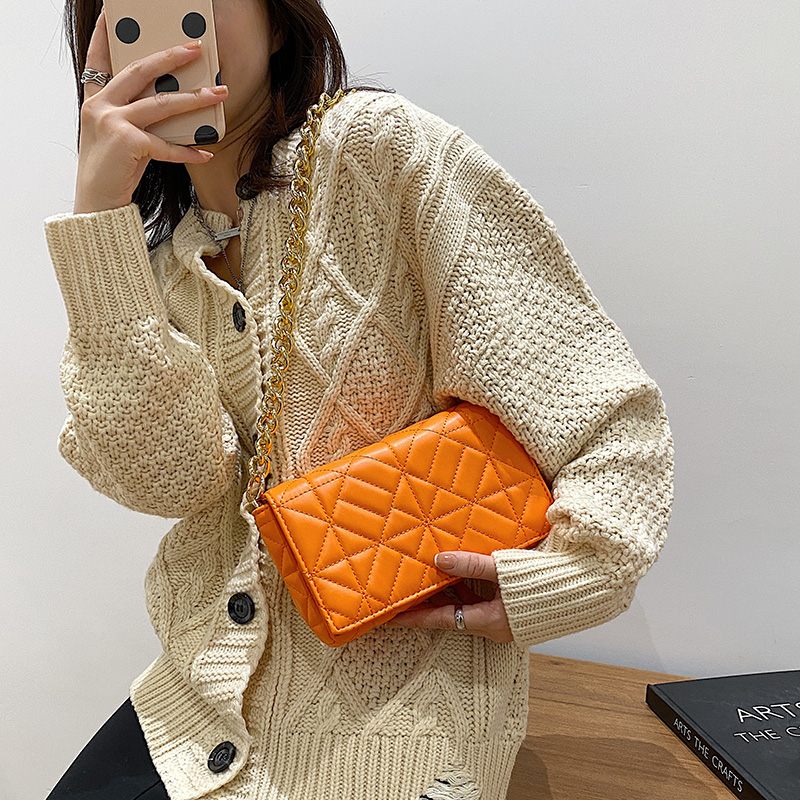 Latty Minimalistisk Quilted Flap Handväska För Kvinnor - Brun