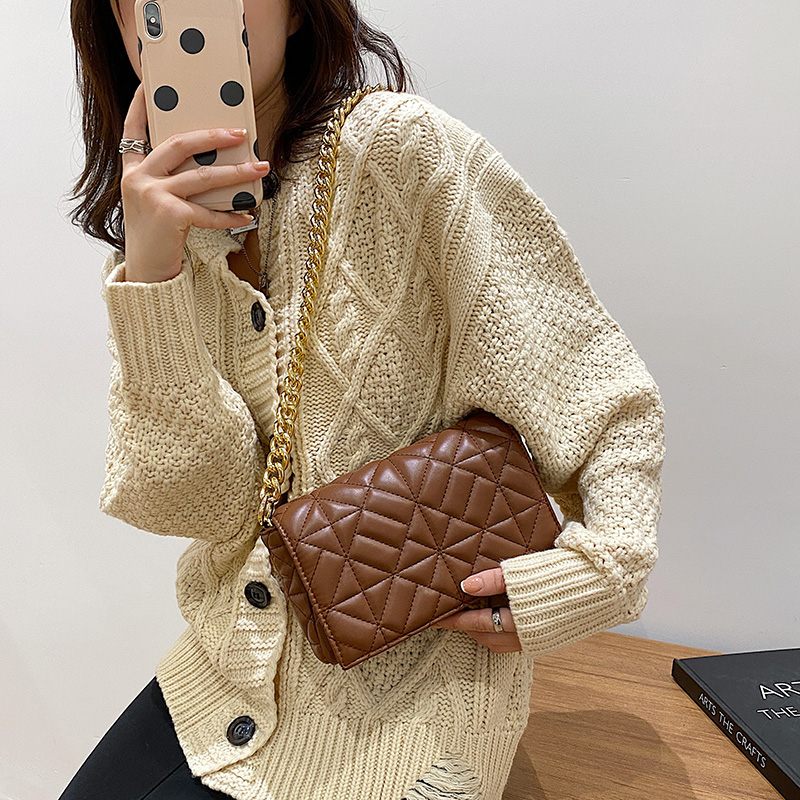 Latty Minimalistisk Quilted Flap Handväska För Kvinnor - Brun
