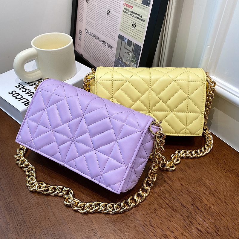 Latty Minimalistisk Quilted Flap Handväska För Kvinnor - Brun