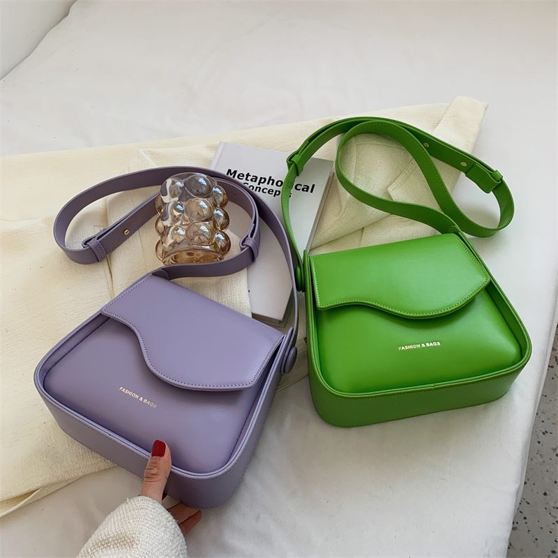 Latty Small Crossbody-handväska I Läder För Kvinnor - Grön