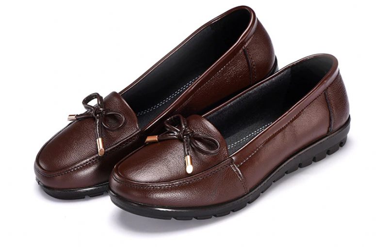 Lexie Slip-on Loafer Skor I Läder För Kvinnor - Svart