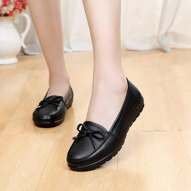 Lexie Slip-on Loafer Skor I Läder För Kvinnor - Svart