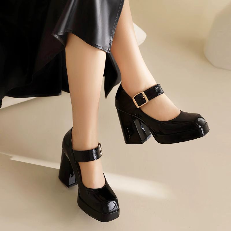 Liz Square Toe Pumps För Kvinnor - Röd