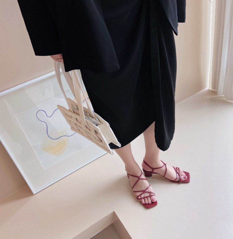 Liza Högkvalitativ Sandal Med Mellanklack För Kvinnor - Beige