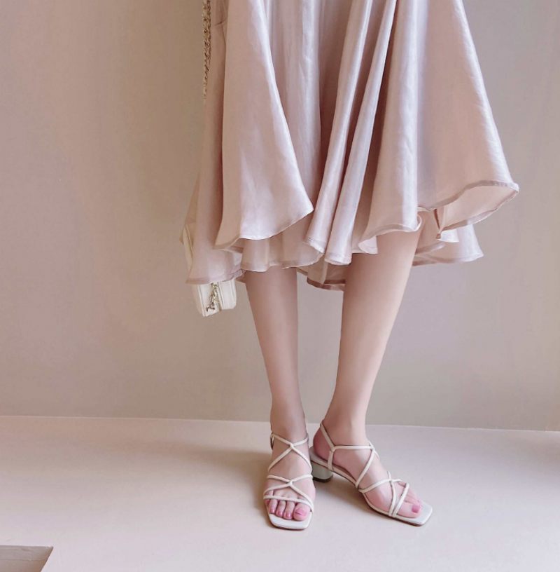 Liza Högkvalitativ Sandal Med Mellanklack För Kvinnor - Beige