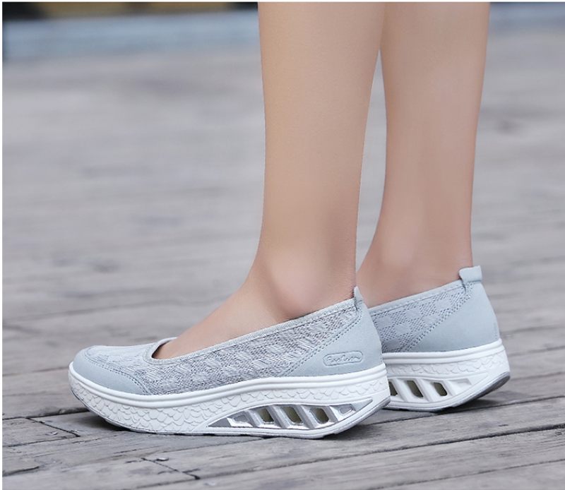 Lois Slip-on-skor För Kvinnor - Svart