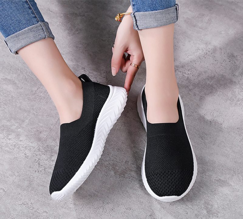 Luar Slip-on Walking Svarta Skor För Kvinnor - Svart