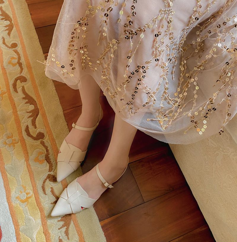 Lucila Sandaler - Beige