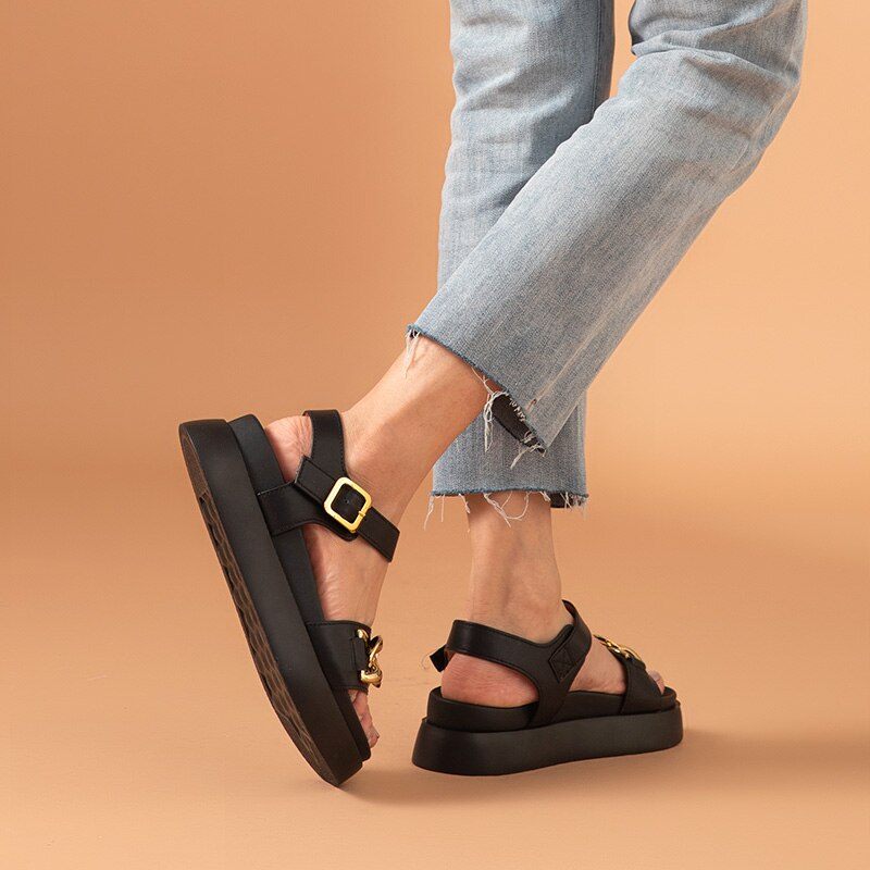 Lucrecia Dam Ankel Spänne Läder Sandal - Beige