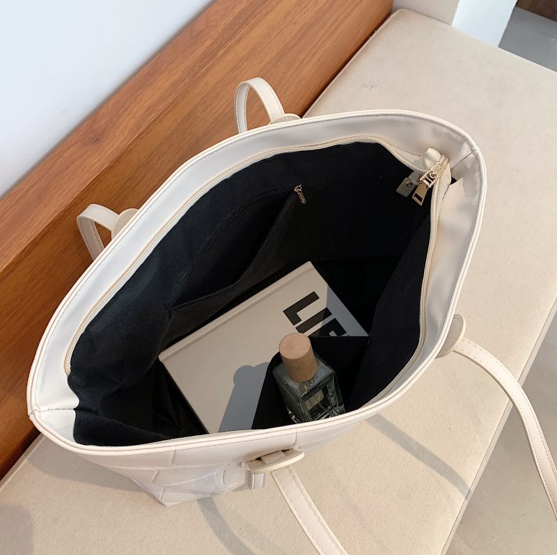 Lucy Lyxig Läderhandväska För Kvinnor - Beige
