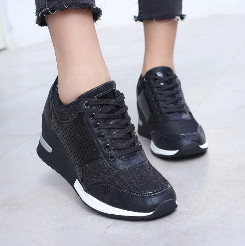 Lucy Wedges Sneakers För Kvinnor - Guld