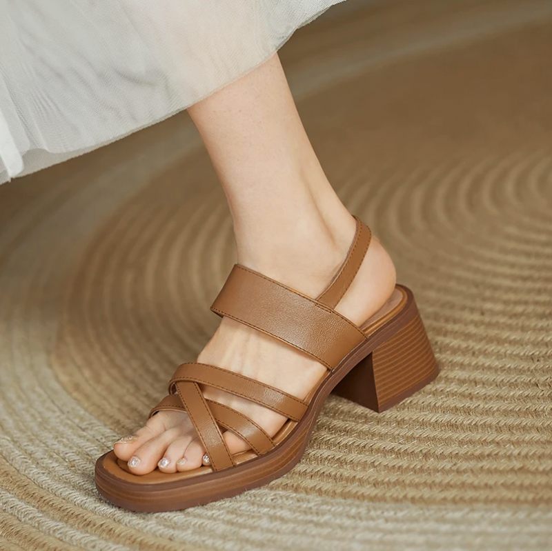 Marena Sandal Med Fyrkantig Klack För Kvinnor - Aprikos