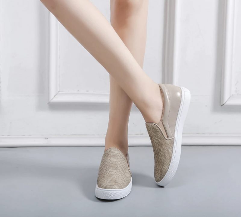 Maru Slip-on-skor För Kvinnor - Svart