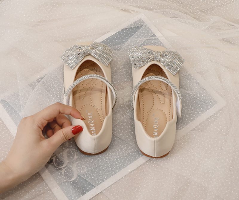 Nanny Flickor Platta Skor - Beige