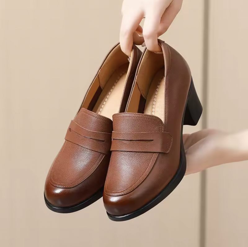 Nashi Läder Loaferpumpar För Kvinnor - Brun