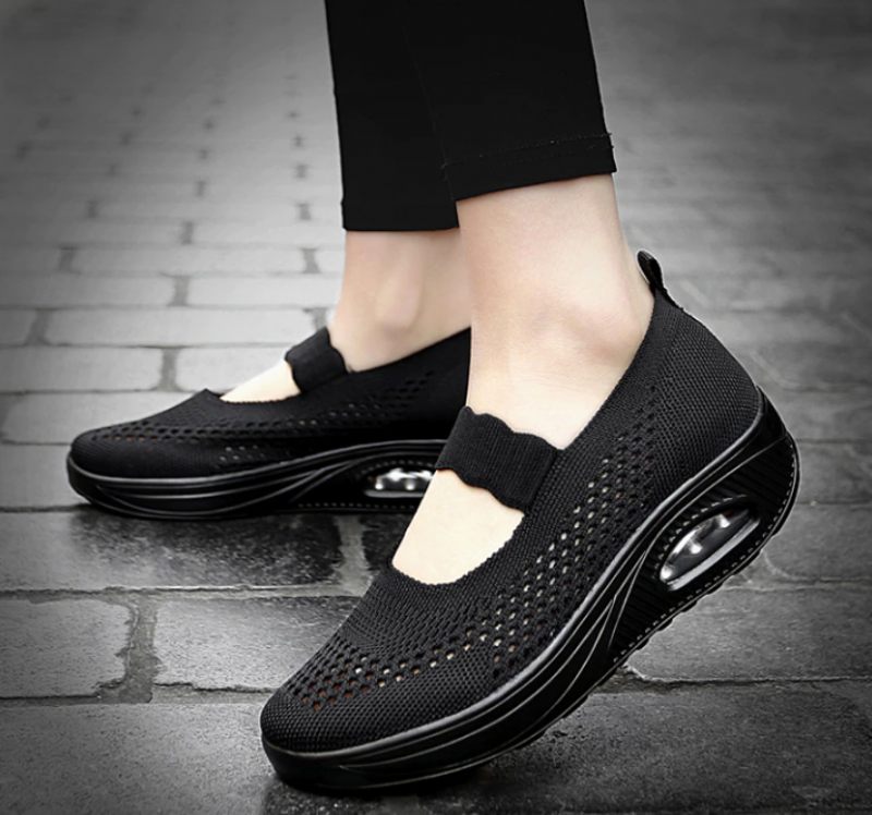 Ninoska Slip-on-svarta Skor För Kvinnor - Svart