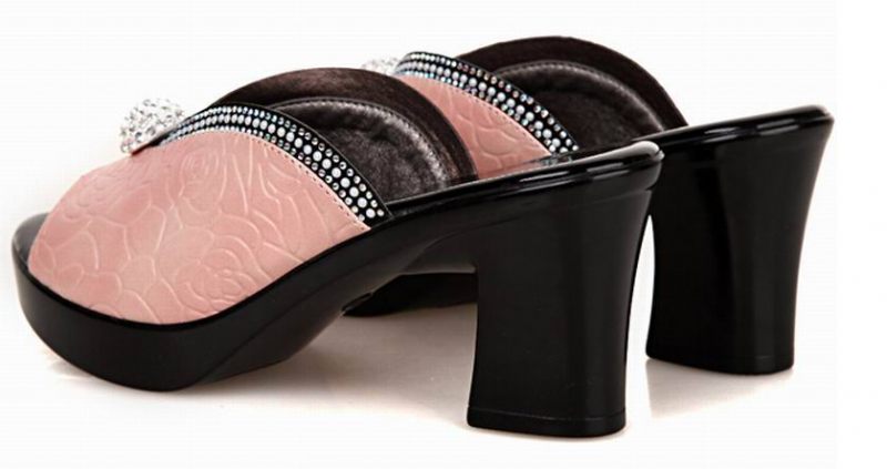 Olivia Skinnsandaler Med Bekväm Plattform För Kvinnor - Svart